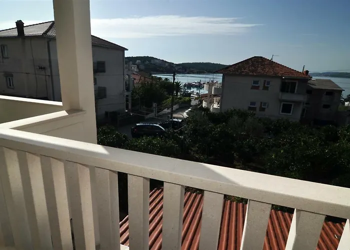 T&t Sea View *