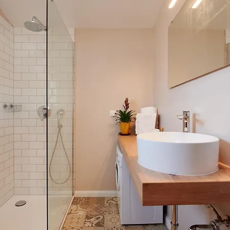 T&t Sea View * Τρογκίρ