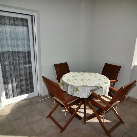 Διαμέρισμα T&t Sea View Τρογκίρ