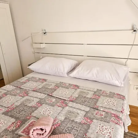 T&t Sea View Апартаменти Трогір