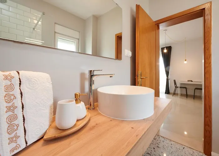 Апартаменты T&t Sea View Трогир